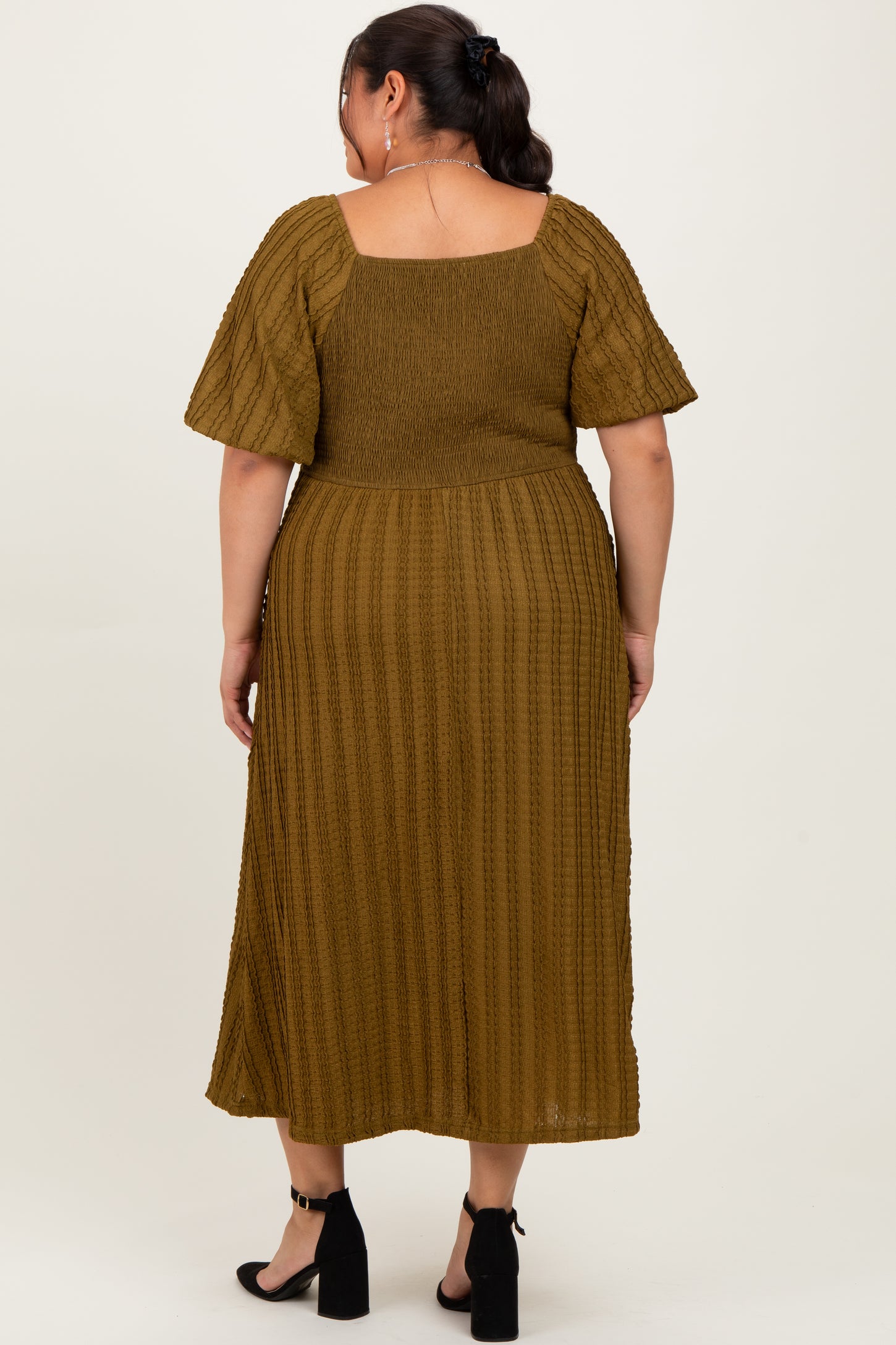 Olive Smocked V-Neck Short Puff Sleeve Textured Plus Midi Dress