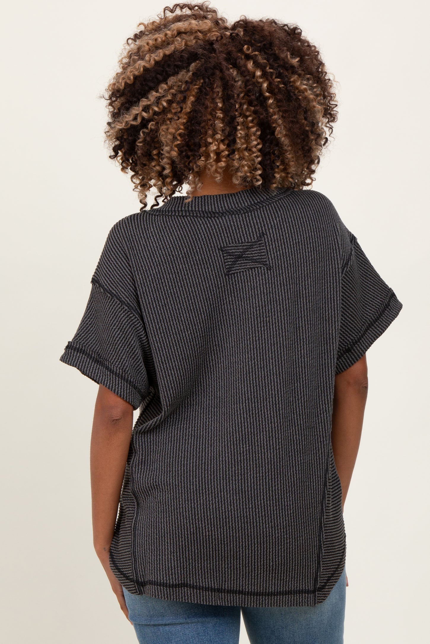 Charcoal Ribbed Raw Hem Maternity Short Sleeve Top