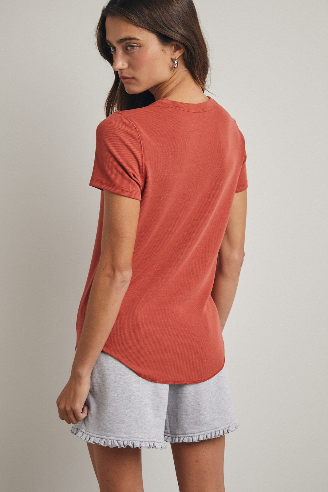 Rust Ribbed Short Sleeve Curved Hem Top