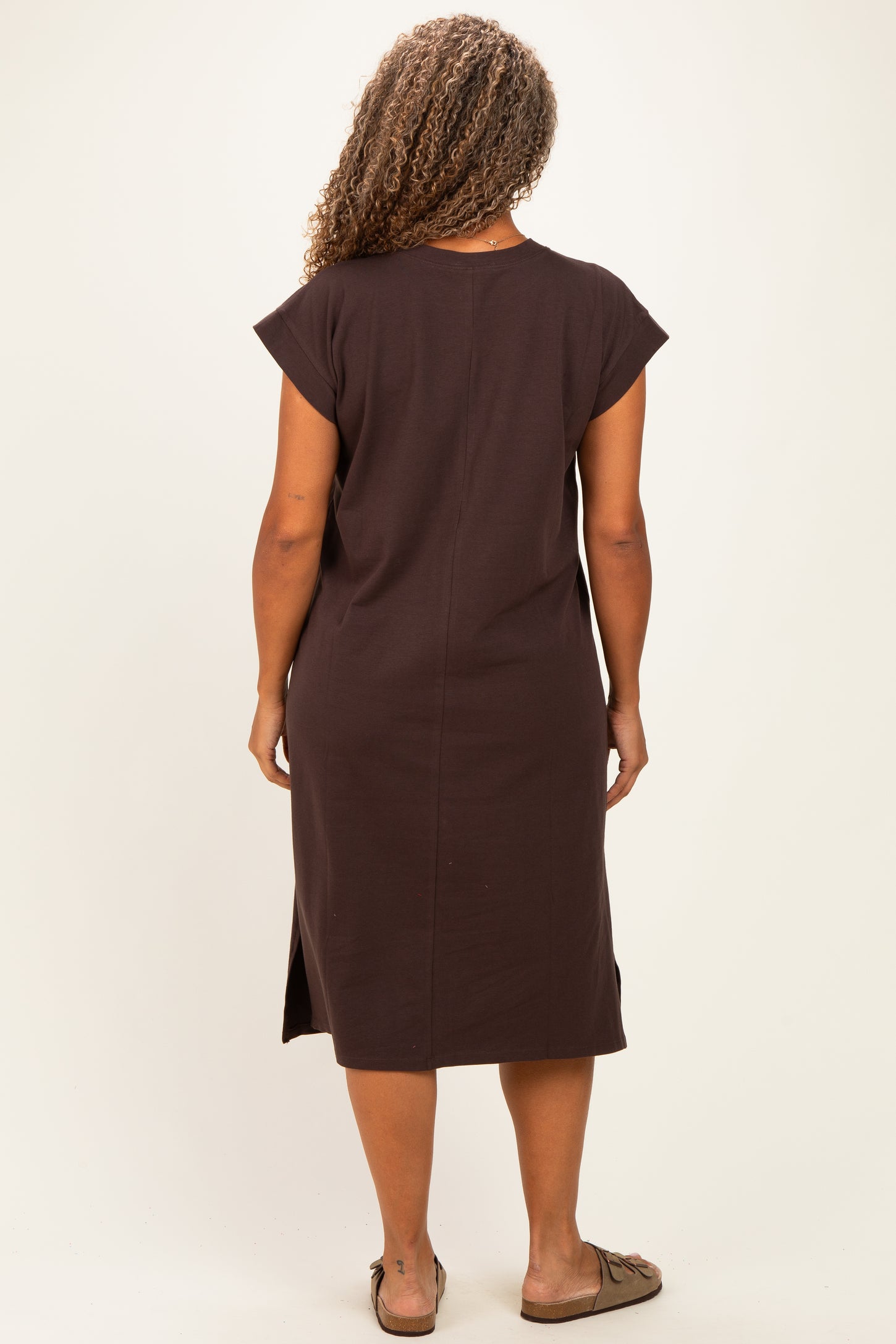 Brown Plus Round Neck Short Sleeve Midi Dress