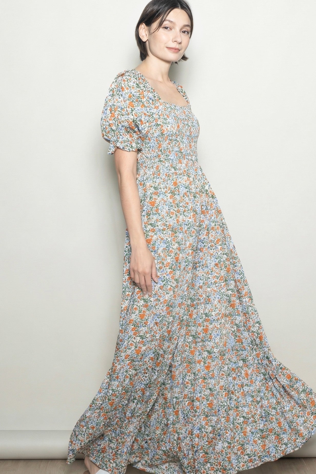 Cream Vintage Floral Smocked Puff Sleeve Maxi Dress