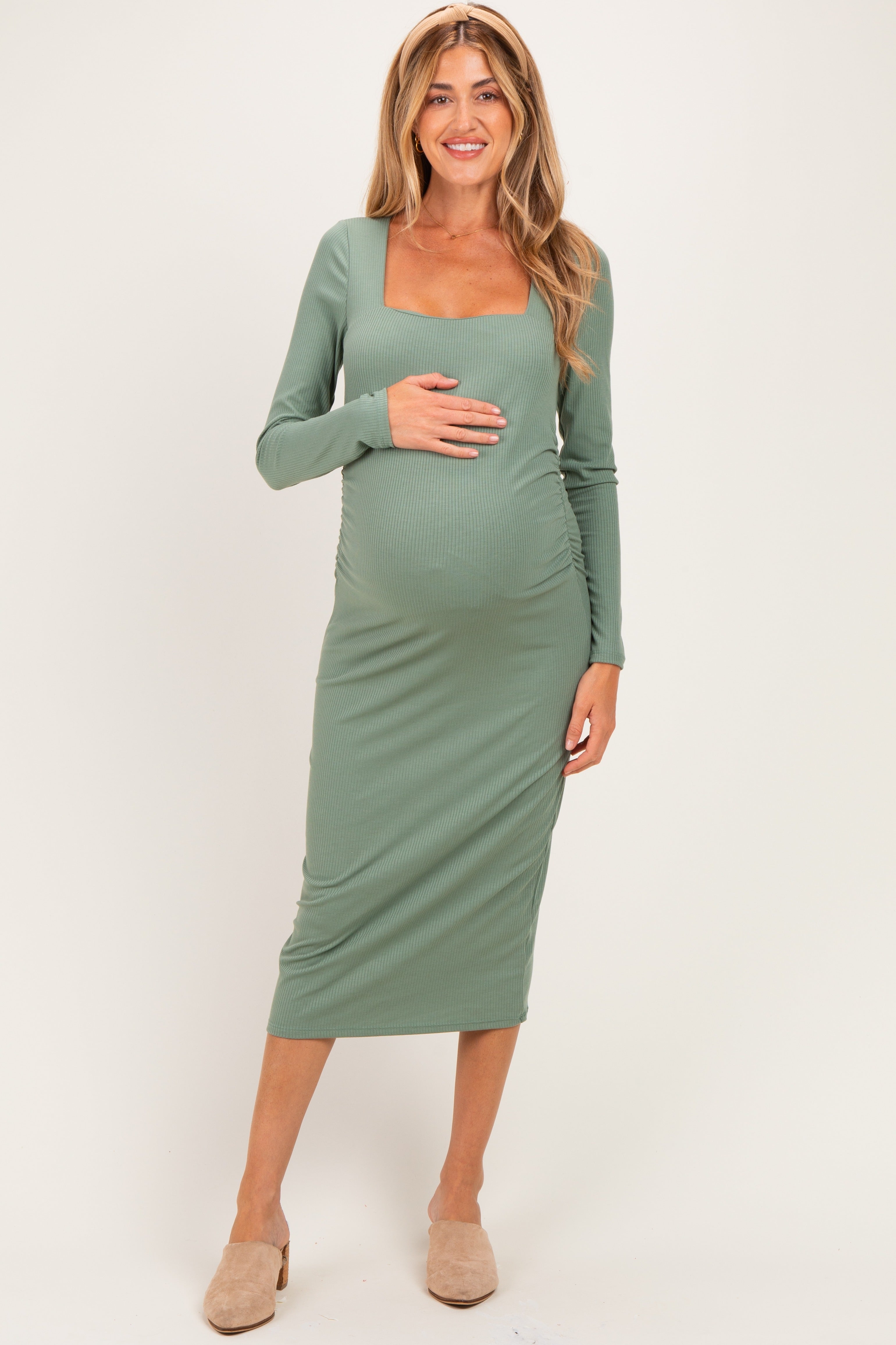 Fitted & Bodycon Maternity Dresses