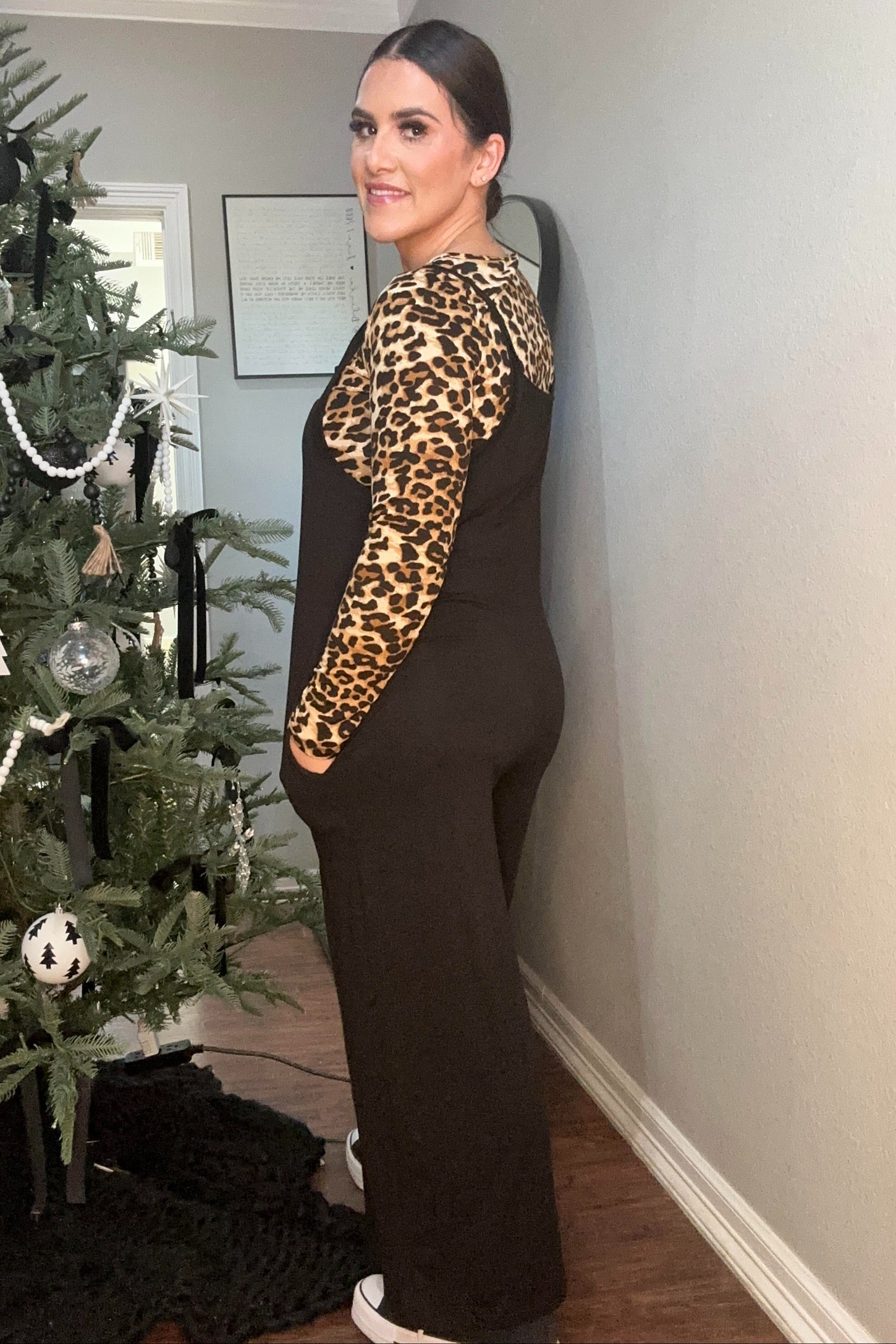 Black Sleeveless Pocketed Wide Leg Jumpsuit