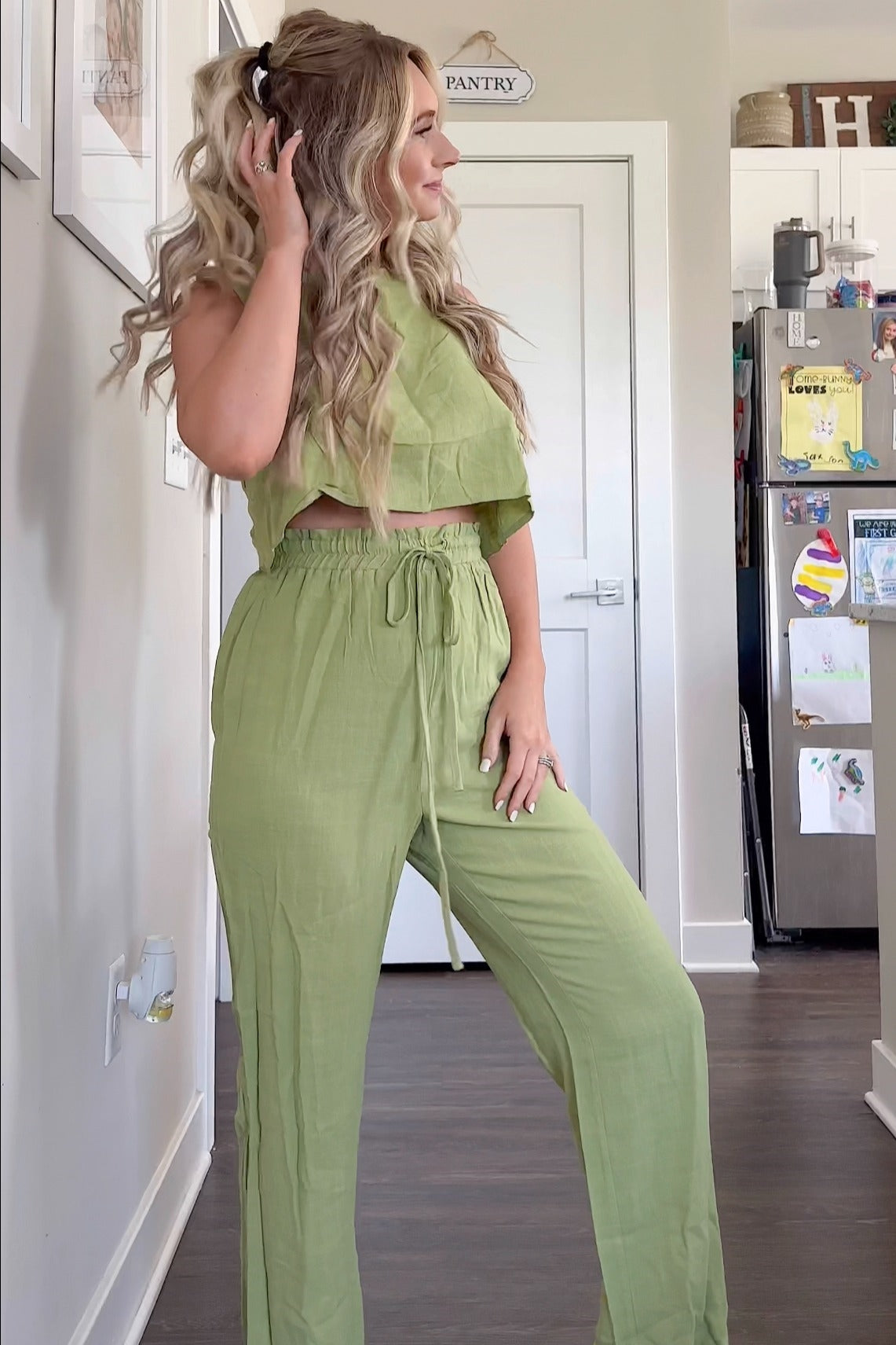 Lime Green Sleeveless Top And Pants Two-Piece Set